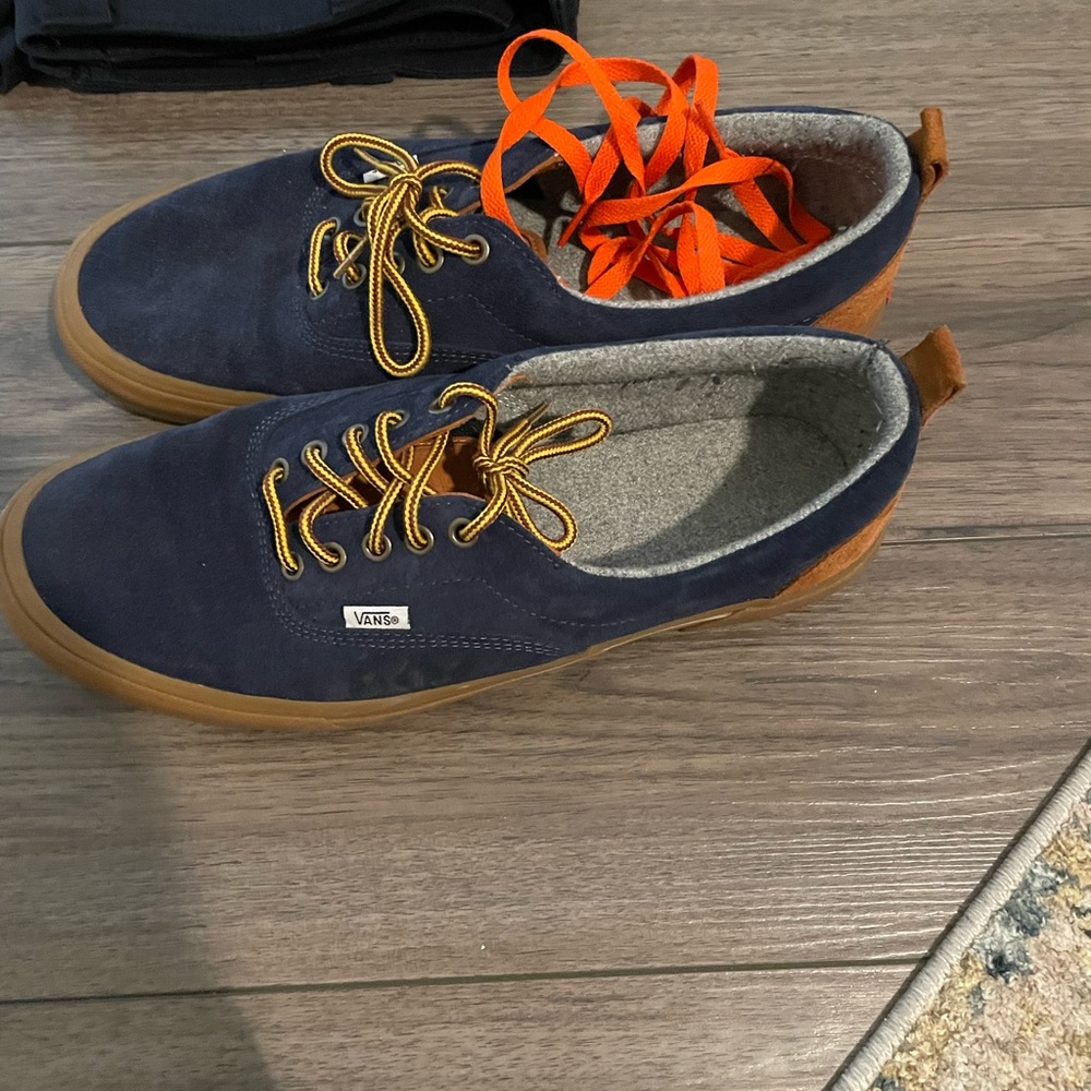 Custom vans era mte
